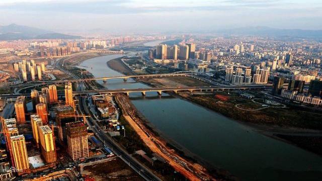 福建，东方明珠的开放与创新之旅