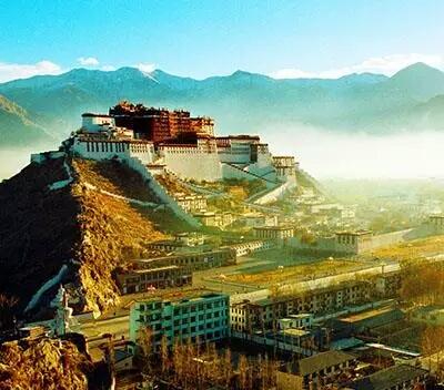 西藏之旅，触动心灵的圣地之行